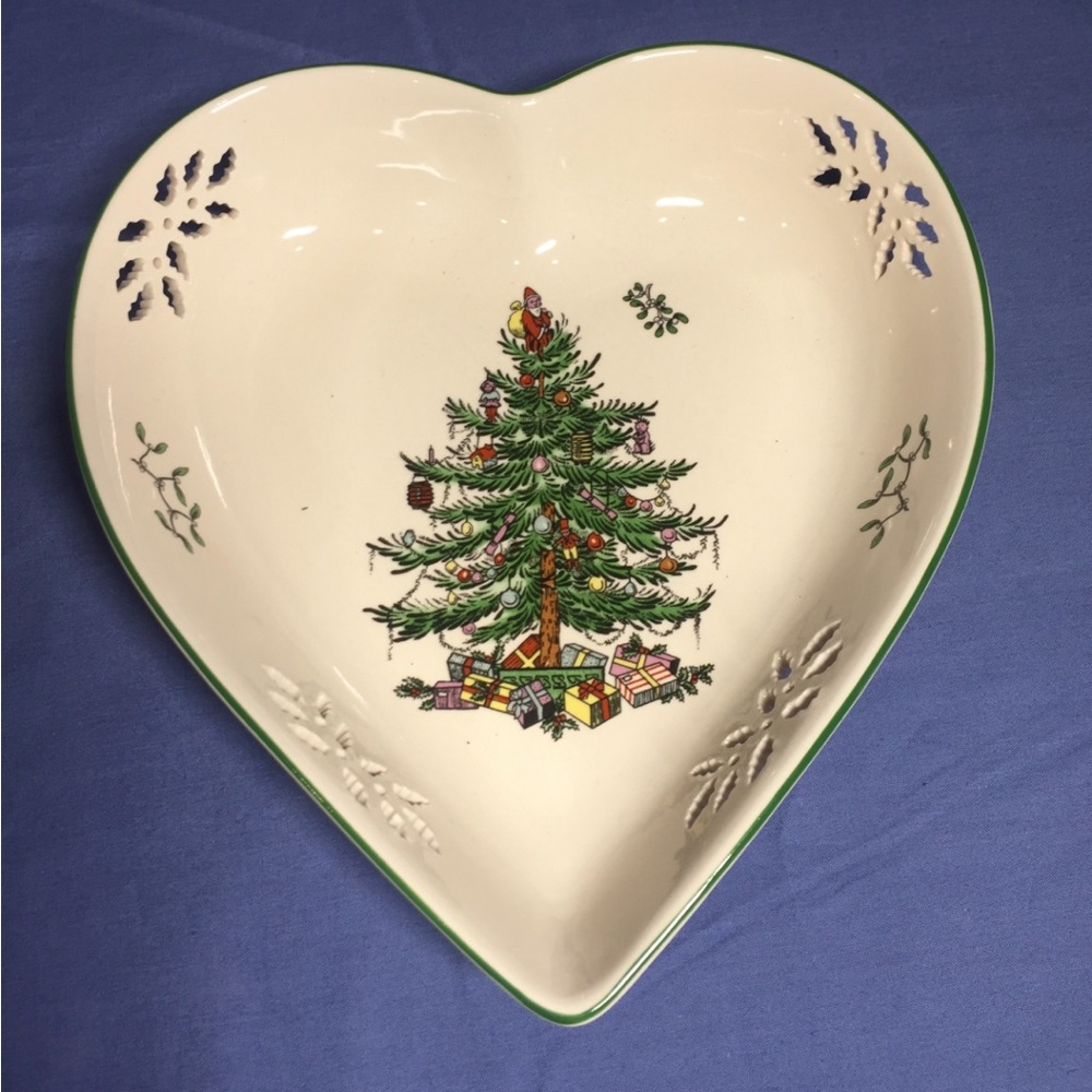 Spode, decorative jewelry or candy dish.